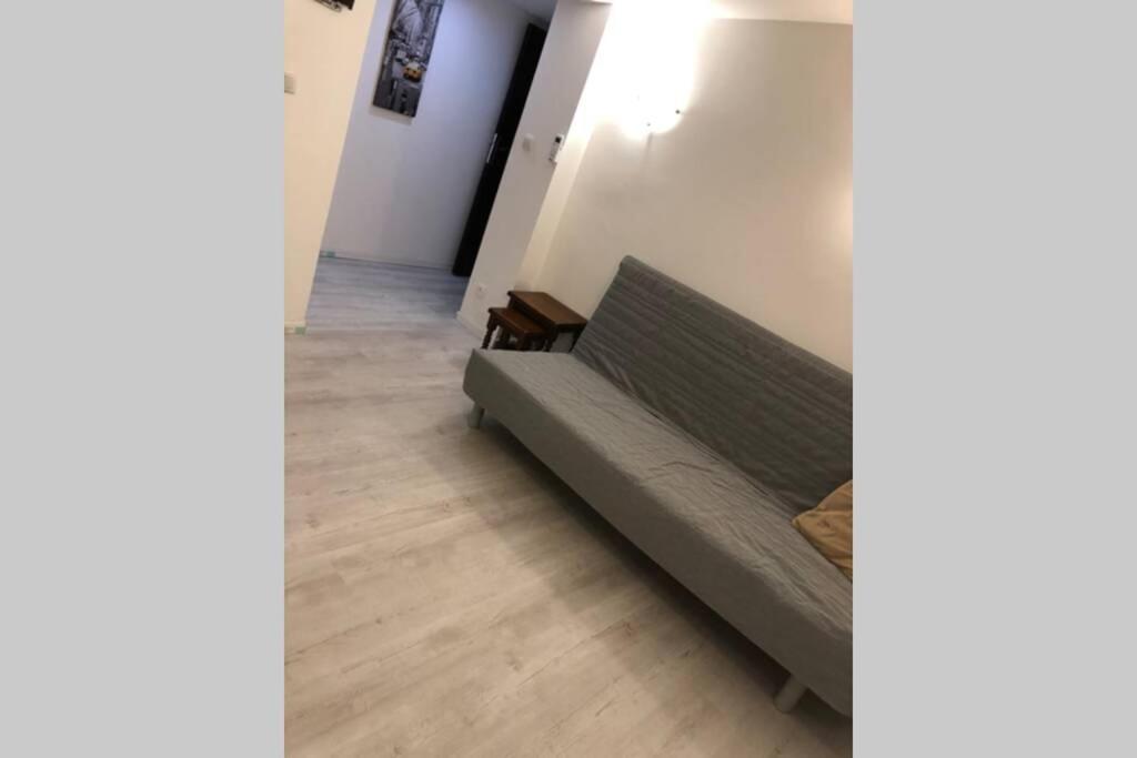 טולון Studio Cosy Avec Possibilite Piscine En Supplement מראה חיצוני תמונה